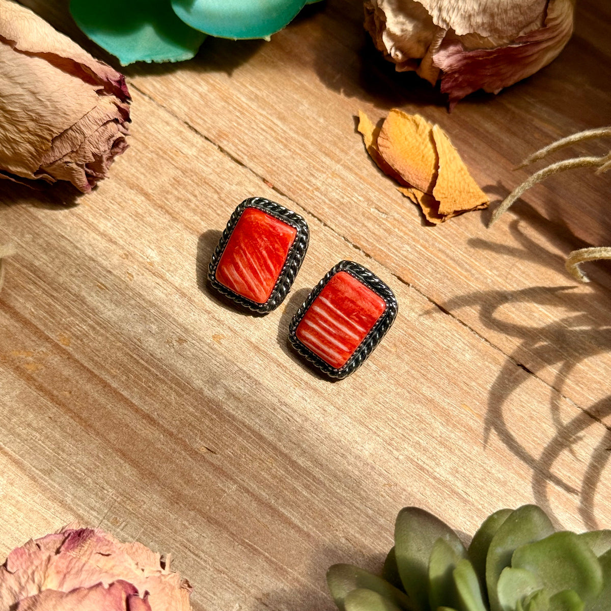 Red-Orange Spiny Oyster Rectangle Stud Earrings with Twisted Wire